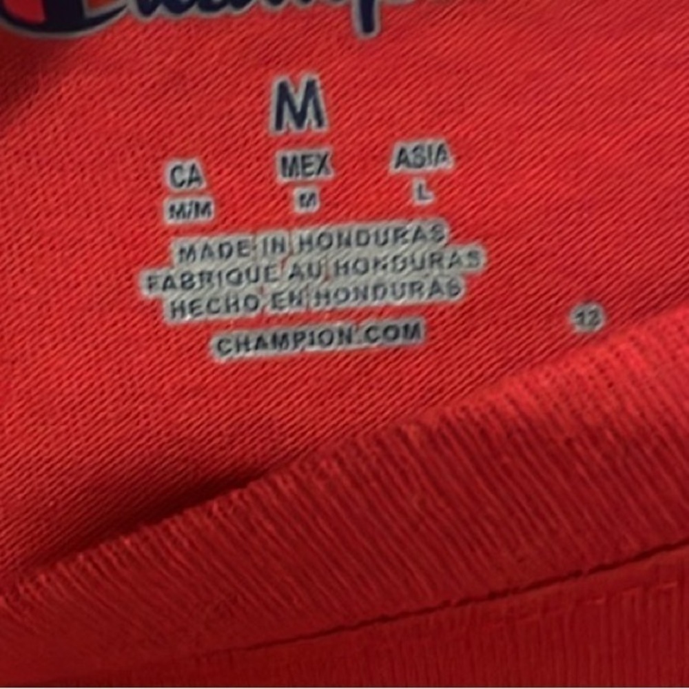 🆕 Men’s Patriotic Champion Red Tee with Blue Letters and White Stars Size M - Picture 4 of 9